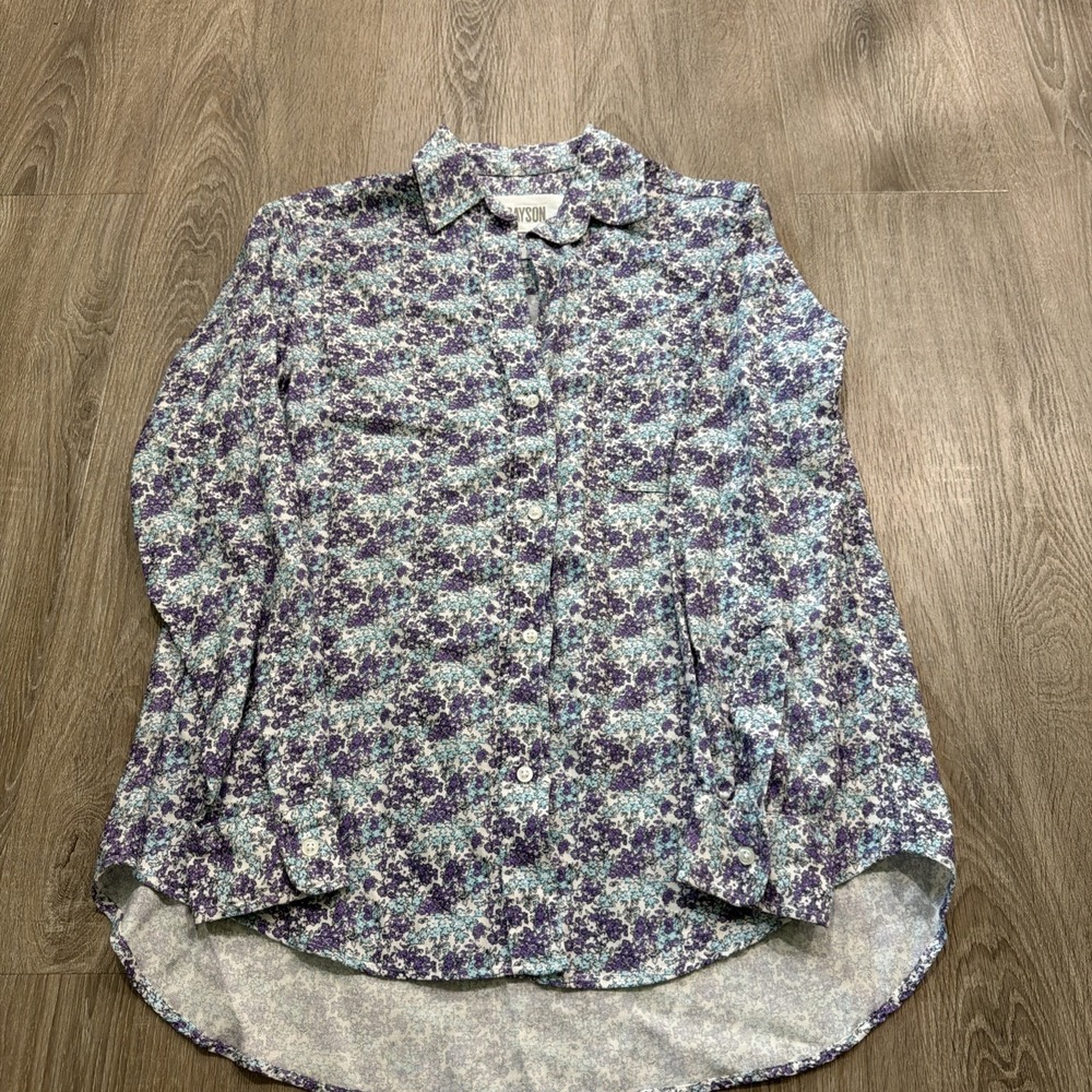 Grayson Clothiers Golfwear Women's Blue & Purple Floral Button-Up Hero Blouse 01